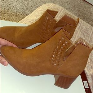 Ankle boots